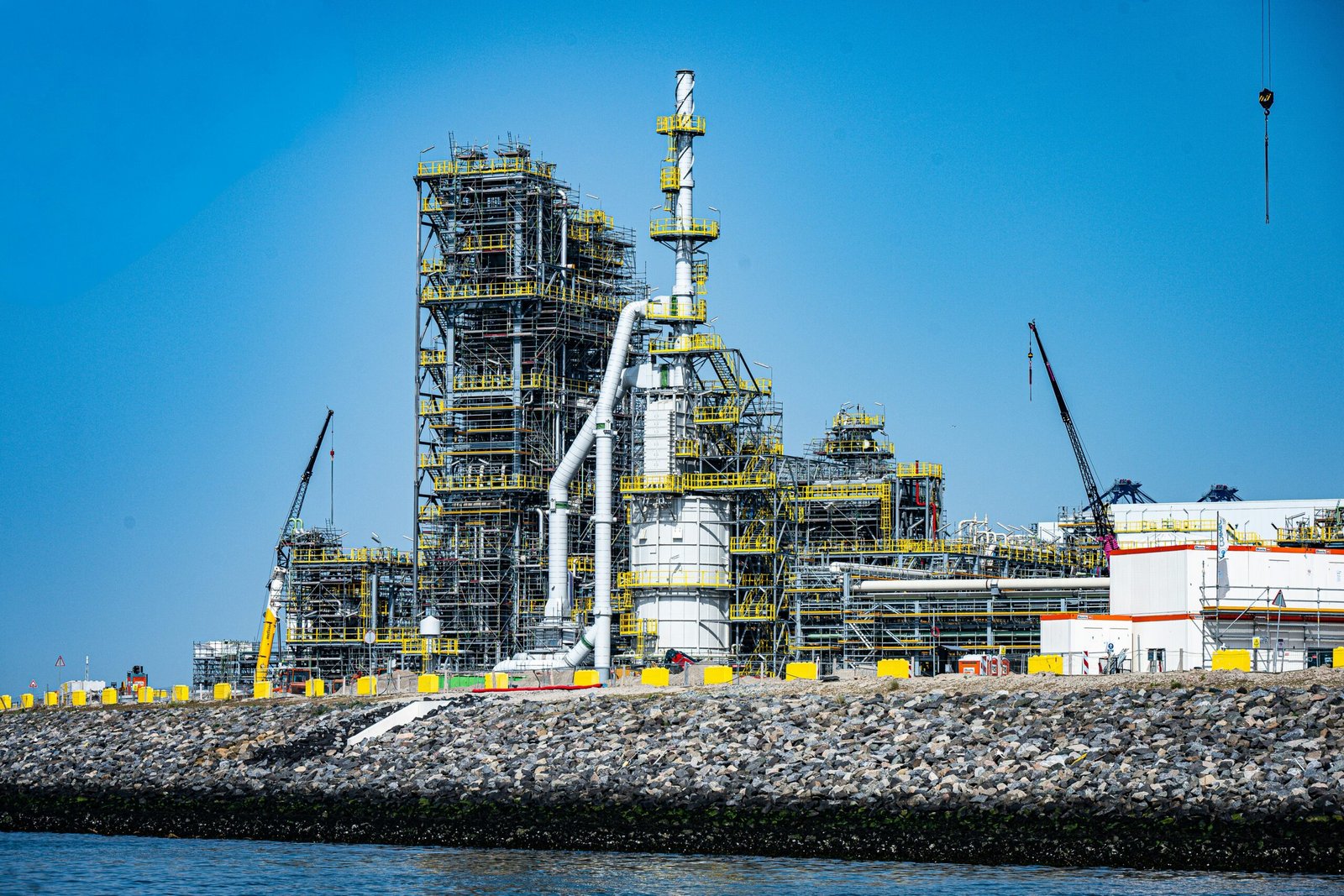 Heavy Equipment Maintenance In Abu Dhabi: A Complete Guide
